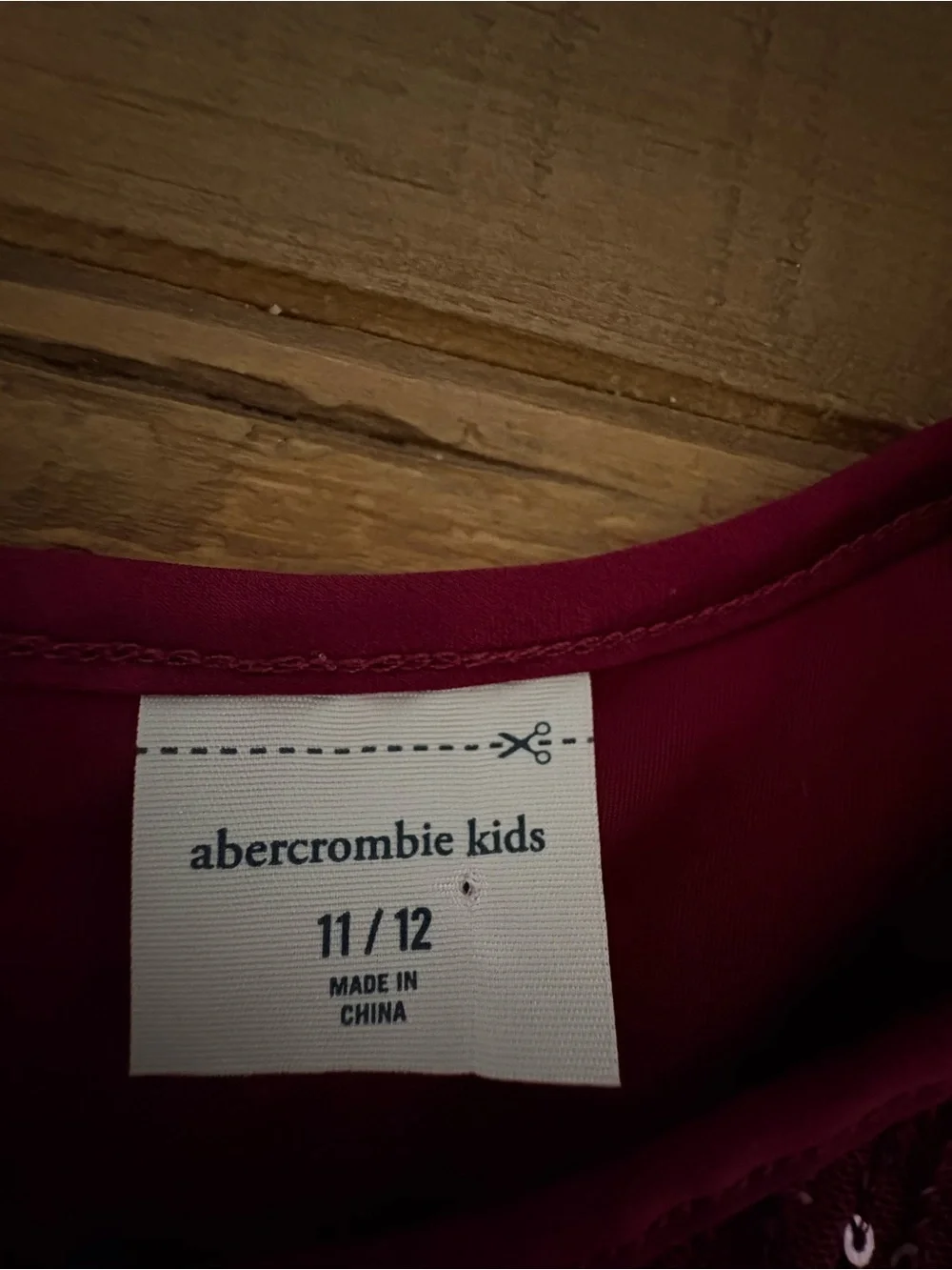 abercrombie kids deep magenta sequin top - Picture 2 of 2
